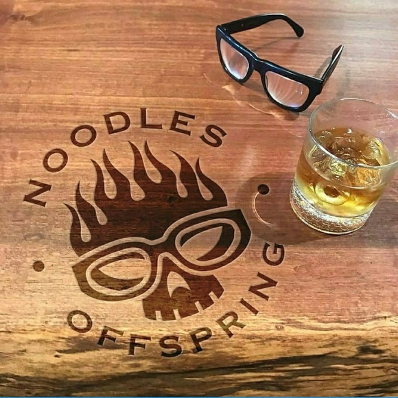 “THE NOODLES FLY” OFFSPRING Limited addition collaboration sunglasses - Picture 11 of 15